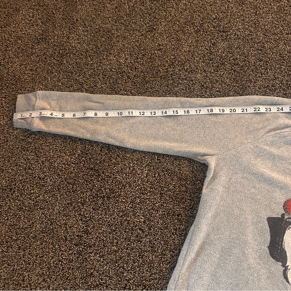 Grayson/Thread Grey Christmas Santa Sweatshirt Medium Cozy Holiday Graphic Funny - Picture 8 of 9